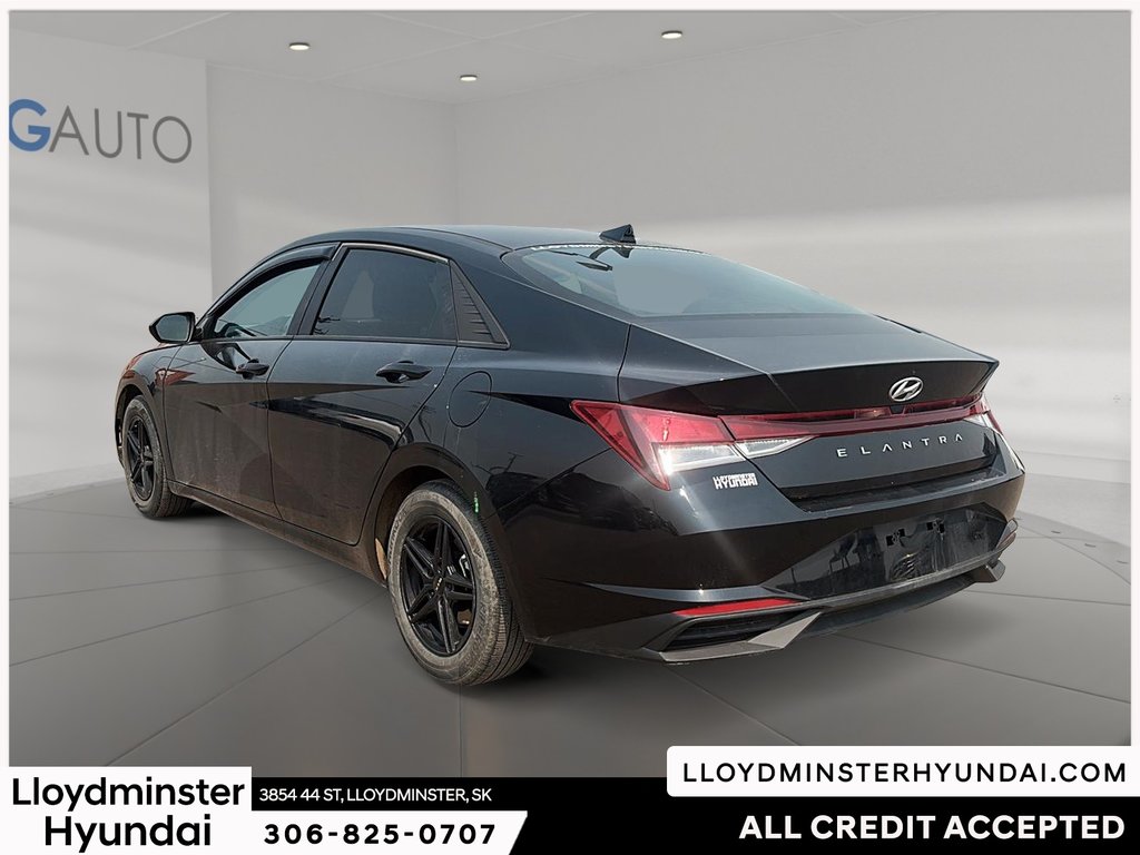 2021 Hyundai Elantra Essential in Lloydminster, Saskatchewan - 7 - w1024h768px