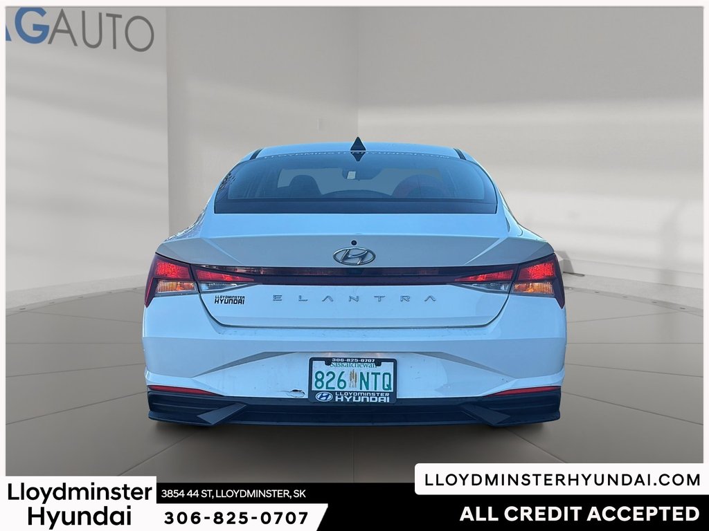 2021 Hyundai Elantra Essential in Lloydminster, Saskatchewan - 6 - w1024h768px