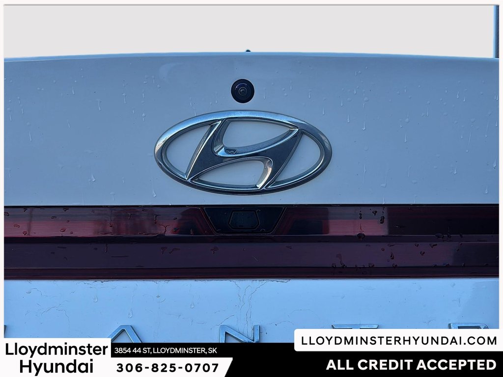 2021 Hyundai Elantra Essential in Lloydminster, Saskatchewan - 22 - w1024h768px