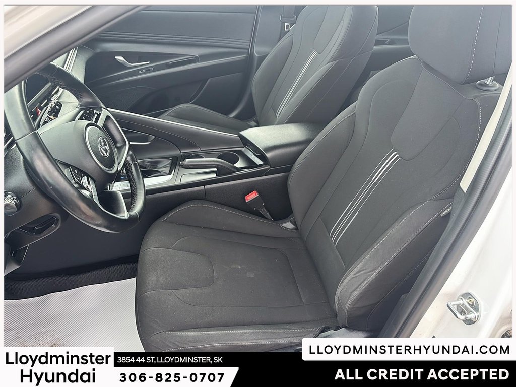 2021 Hyundai Elantra Essential in Lloydminster, Saskatchewan - 11 - w1024h768px