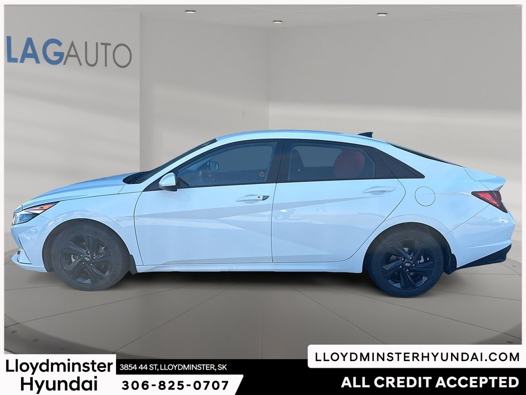2021 Hyundai Elantra Essential in Lloydminster, Saskatchewan - 8 - w1024h768px