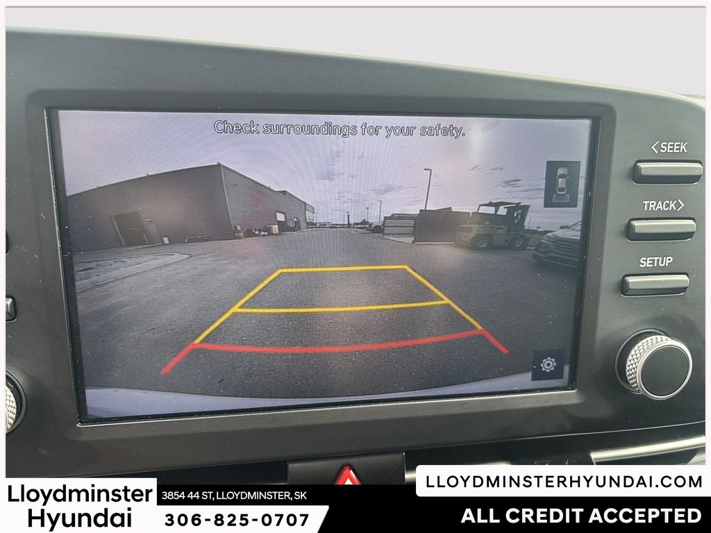 2021 Hyundai Elantra Essential in Lloydminster, Saskatchewan - 19 - w1024h768px