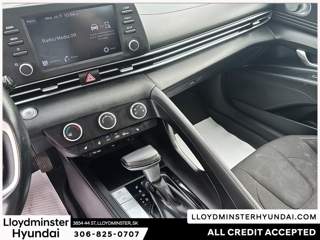 2021 Hyundai Elantra Essential in Lloydminster, Saskatchewan - 20 - w1024h768px