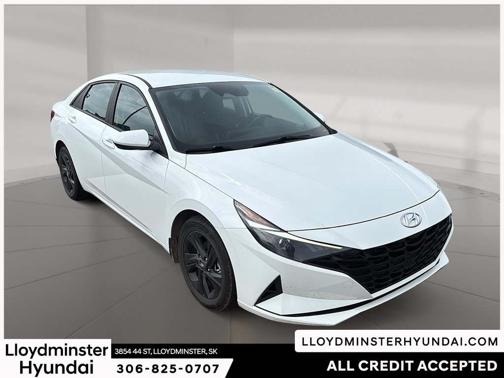 2021 Hyundai Elantra Essential in Lloydminster, Saskatchewan - 3 - w1024h768px