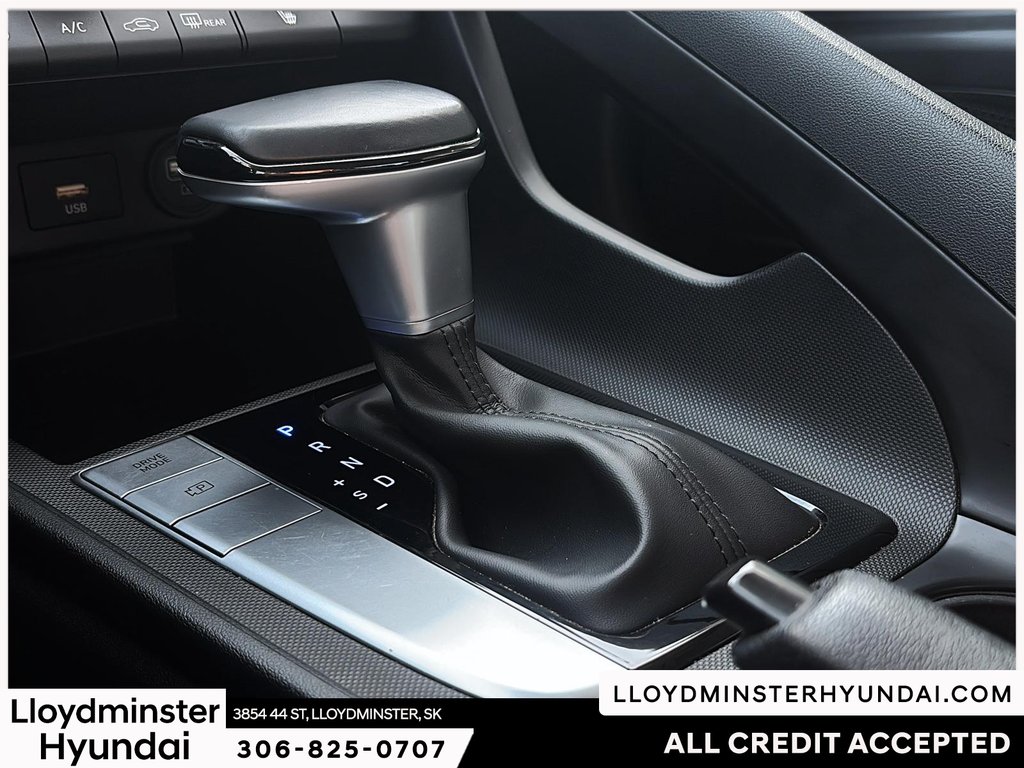 2021 Hyundai Elantra Preferred in Lloydminster, Saskatchewan - 17 - w1024h768px