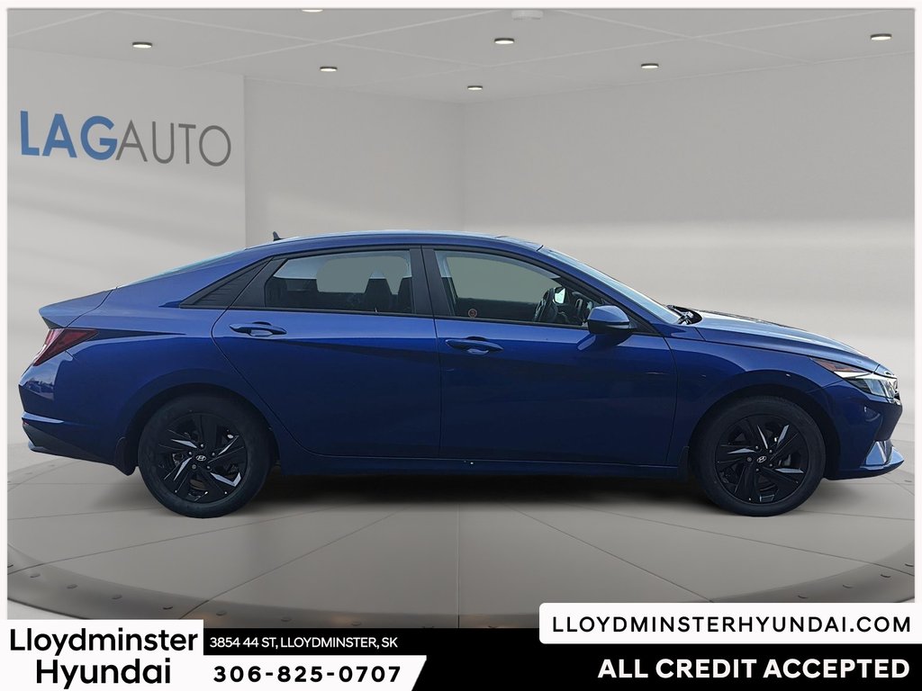 2021 Hyundai Elantra Preferred in Lloydminster, Saskatchewan - 4 - w1024h768px