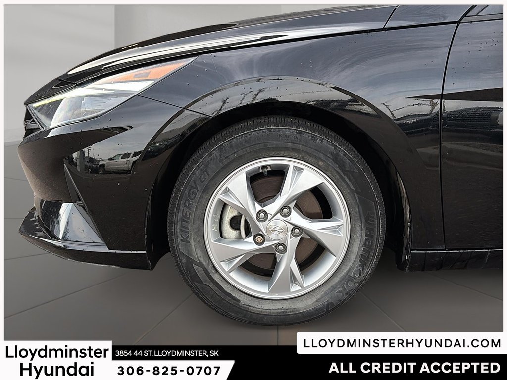 2021 Hyundai Elantra Essential in Lloydminster, Saskatchewan - 5 - w1024h768px