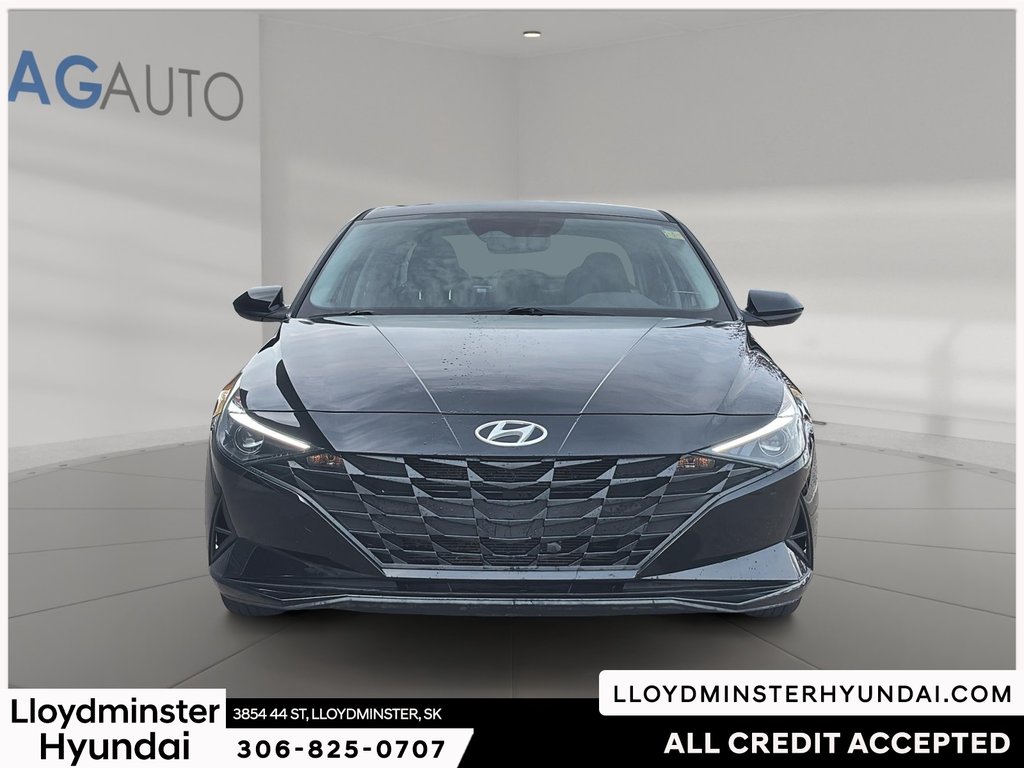 2021 Hyundai Elantra Essential in Lloydminster, Saskatchewan - 2 - w1024h768px