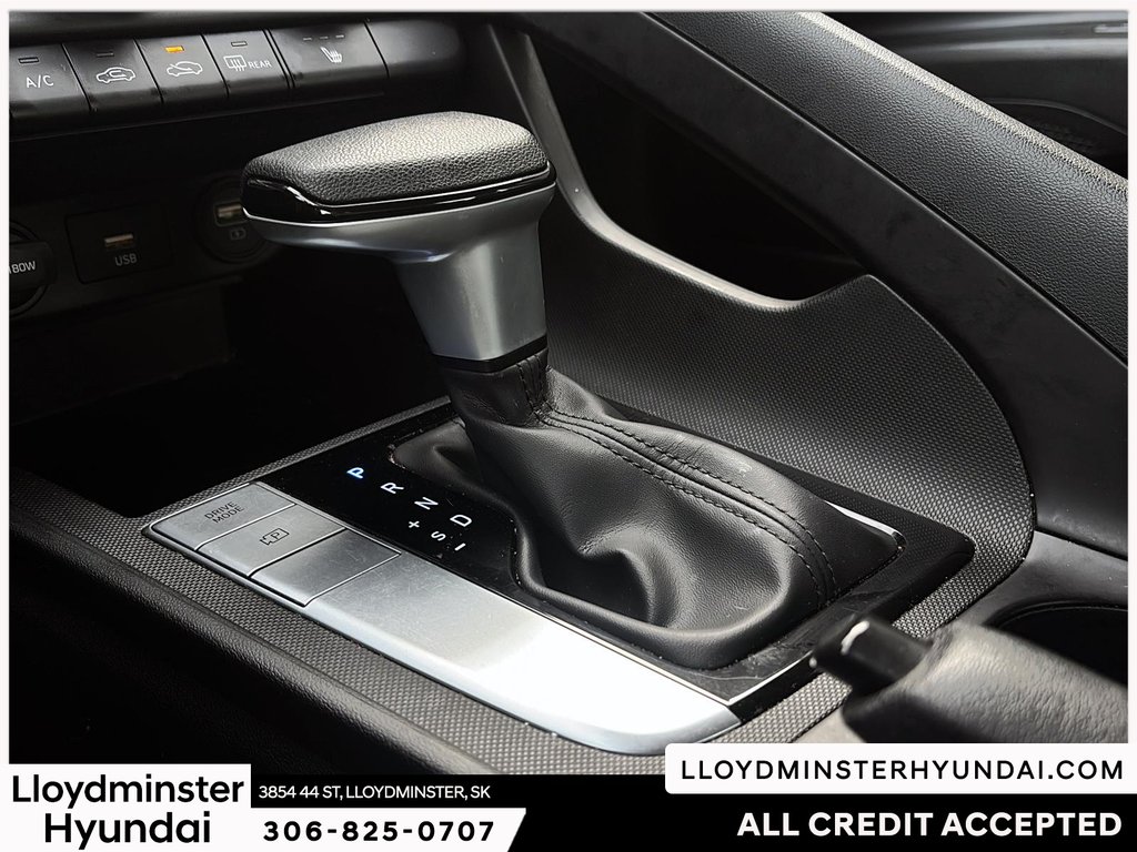 2021 Hyundai Elantra Essential in Lloydminster, Saskatchewan - 12 - w1024h768px