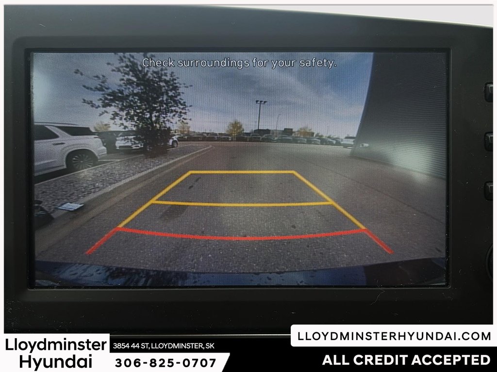 2021 Hyundai Elantra Essential in Lloydminster, Saskatchewan - 16 - w1024h768px
