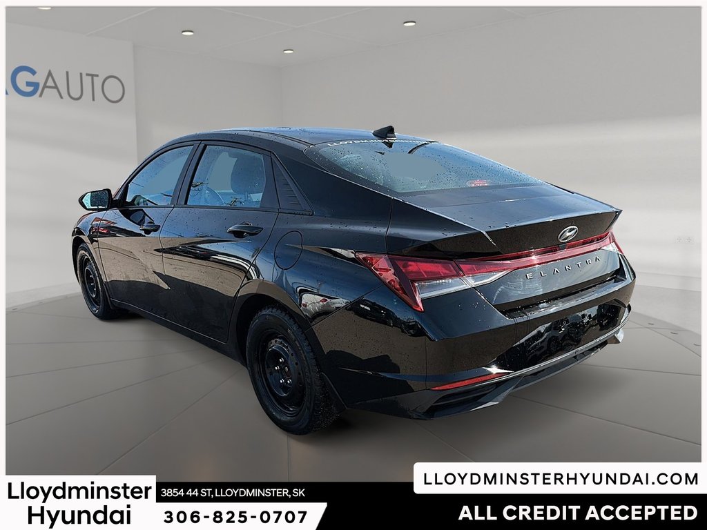 2021 Hyundai Elantra Essential in Lloydminster, Saskatchewan - 7 - w1024h768px