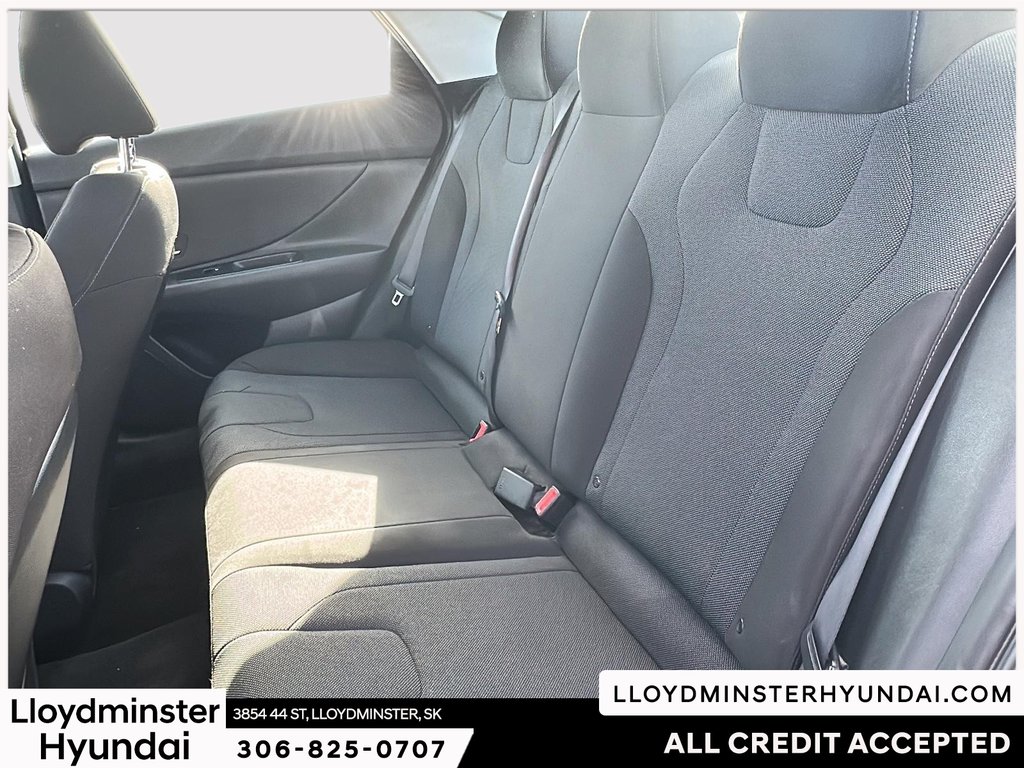 2021 Hyundai Elantra Essential in Lloydminster, Saskatchewan - 20 - w1024h768px