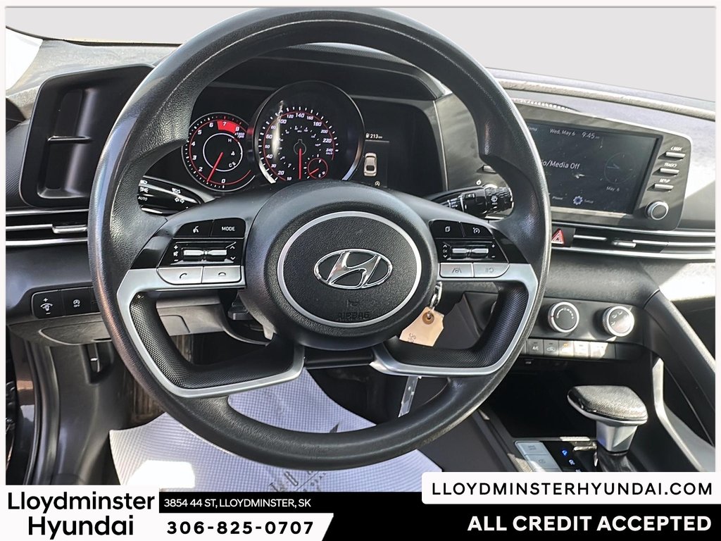2021 Hyundai Elantra Essential in Lloydminster, Saskatchewan - 14 - w1024h768px