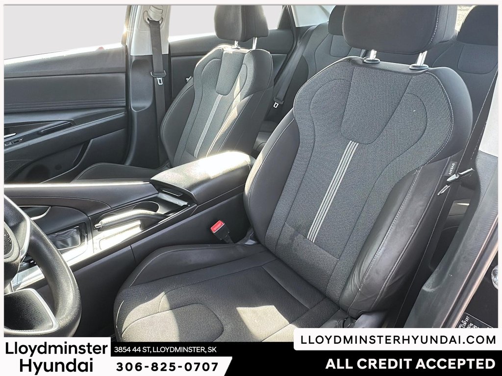 2021 Hyundai Elantra Essential in Lloydminster, Saskatchewan - 11 - w1024h768px