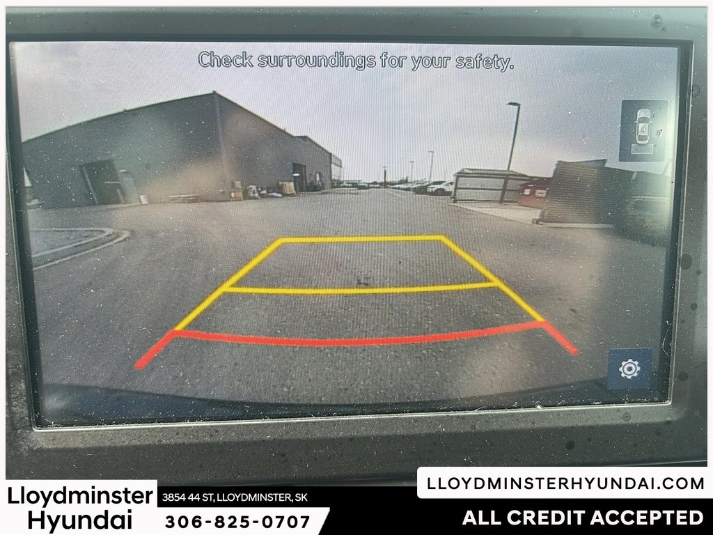 2022 Hyundai Elantra Essential in Lloydminster, Saskatchewan - 19 - w1024h768px