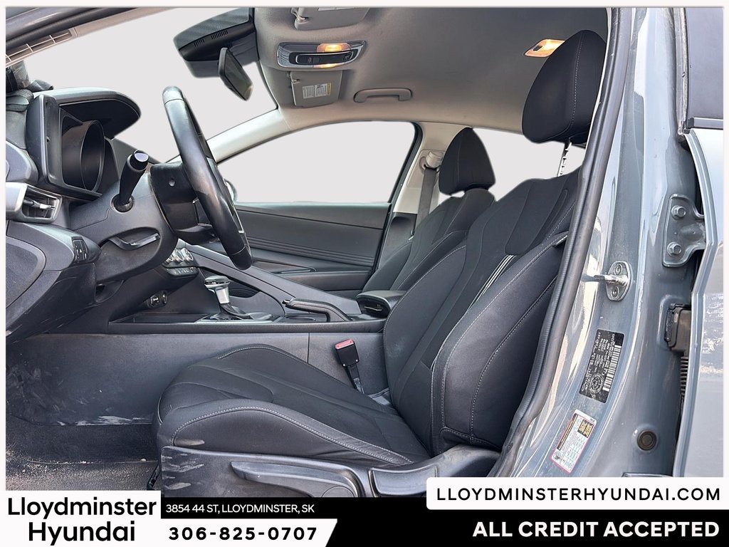 2022 Hyundai Elantra Preferred in Lloydminster, Saskatchewan - 11 - w1024h768px