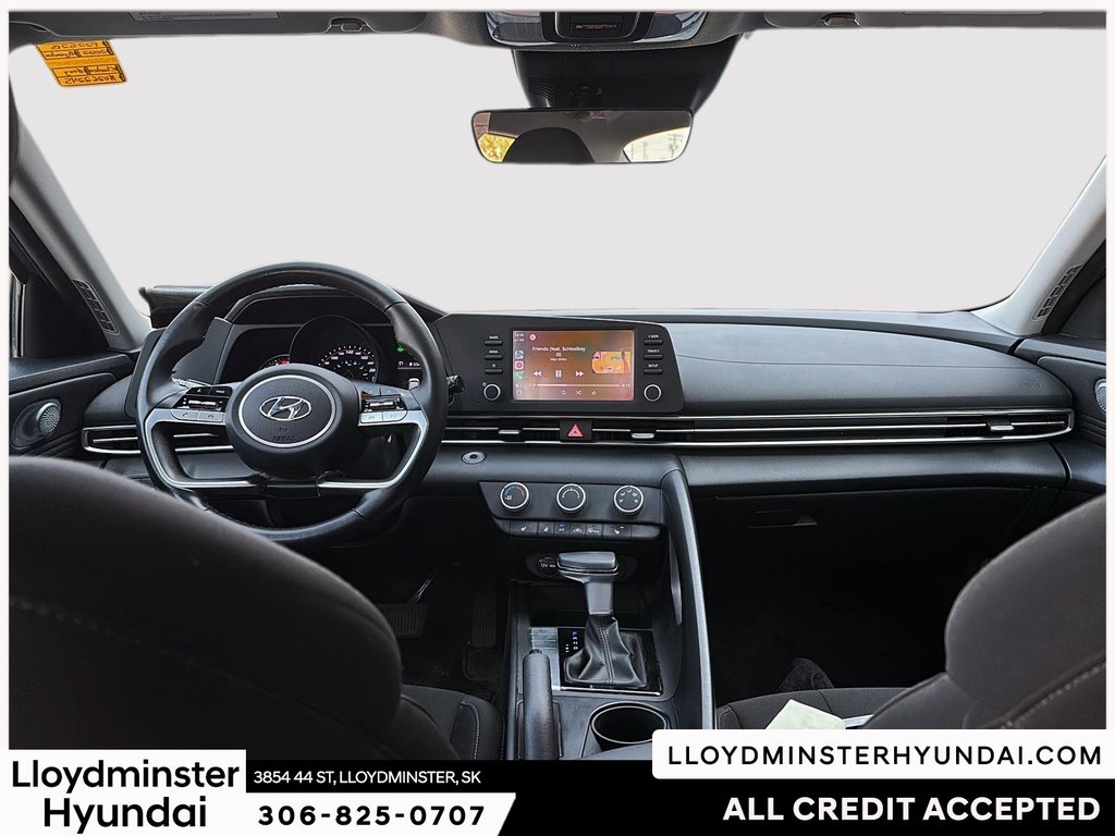 2022 Hyundai Elantra Preferred in Lloydminster, Saskatchewan - 12 - w1024h768px