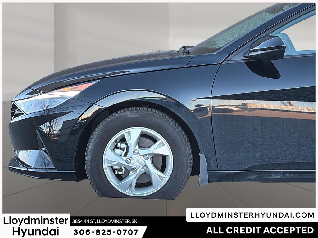 2022 Hyundai Elantra Essential in Lloydminster, Saskatchewan - 9 - w1024h768px