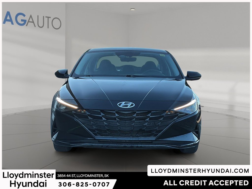2022 Hyundai Elantra Essential in Lloydminster, Saskatchewan - 2 - w1024h768px