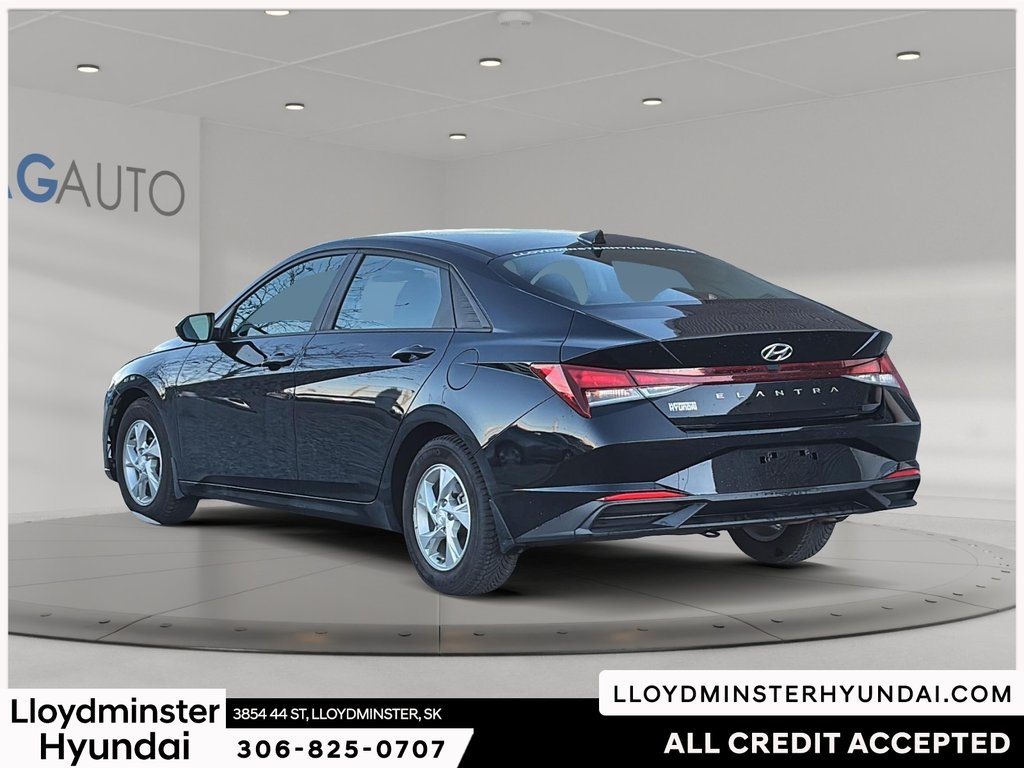 2022 Hyundai Elantra Essential in Lloydminster, Saskatchewan - 7 - w1024h768px
