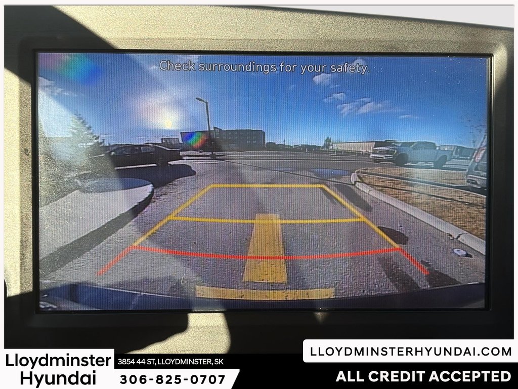 2022 Hyundai Elantra Essential in Lloydminster, Saskatchewan - 21 - w1024h768px