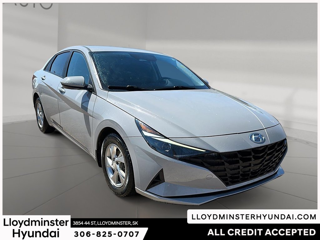2022 Hyundai Elantra Essential in Lloydminster, Saskatchewan - 3 - w1024h768px