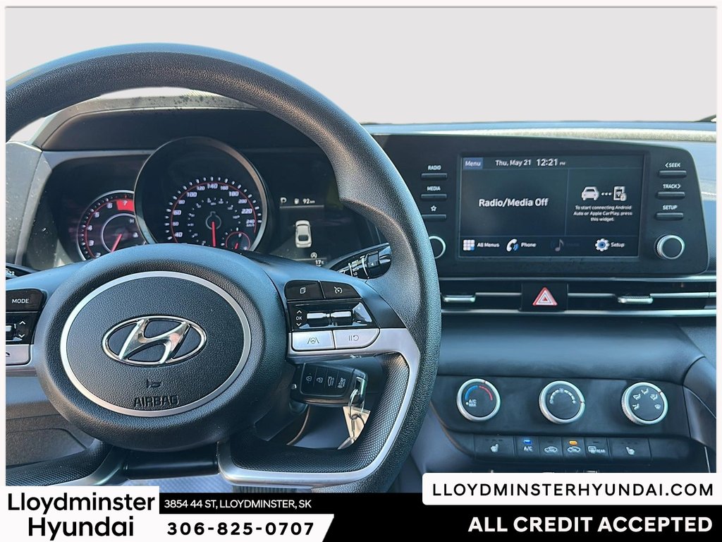 2022 Hyundai Elantra Essential in Lloydminster, Saskatchewan - 16 - w1024h768px