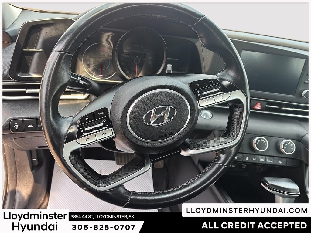 2023 Hyundai Elantra Preferred in Lloydminster, Saskatchewan - 13 - w1024h768px