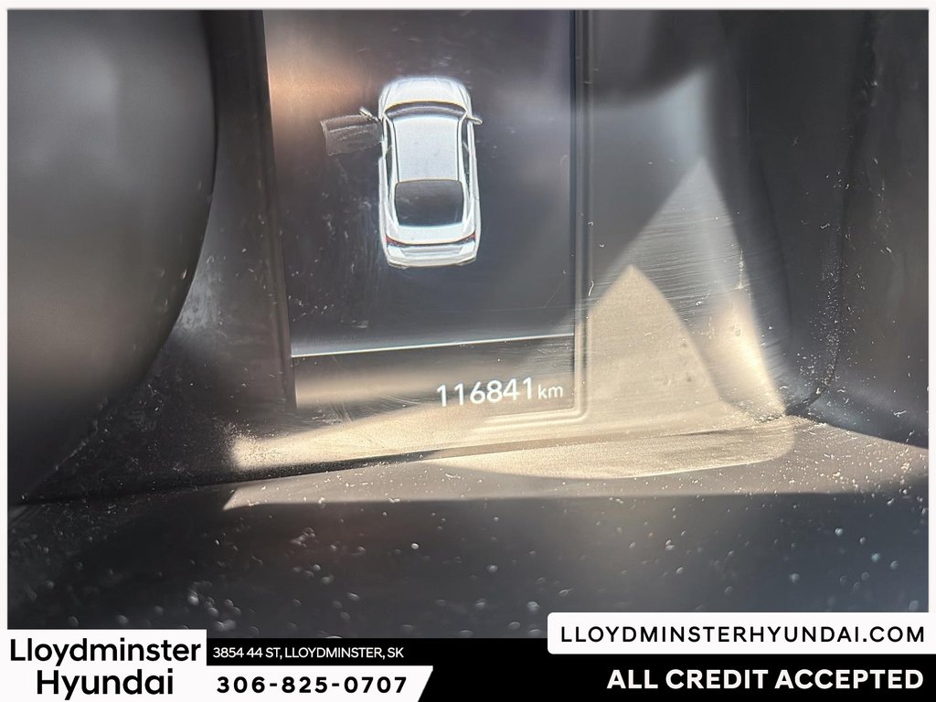 2023 Hyundai Elantra Preferred in Lloydminster, Saskatchewan - 14 - w1024h768px