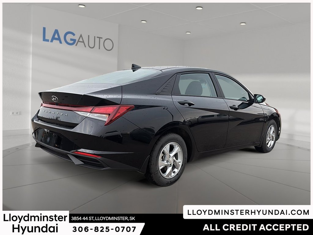 2023 Hyundai Elantra Essential in Lloydminster, Saskatchewan - 5 - w1024h768px