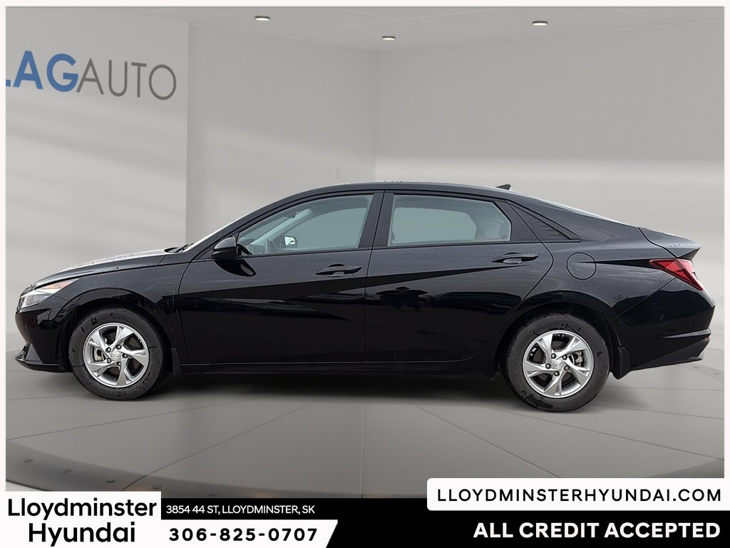 2023 Hyundai Elantra Essential in Lloydminster, Saskatchewan - 8 - w1024h768px