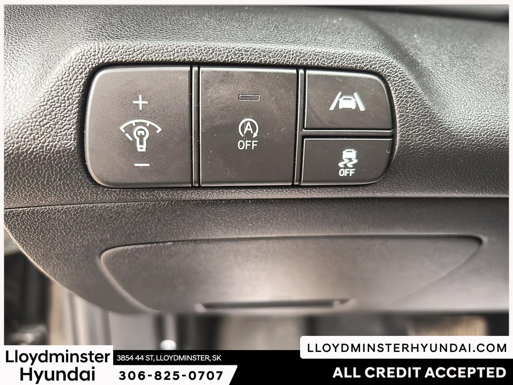 2023 Hyundai Elantra Essential in Lloydminster, Saskatchewan - 19 - w1024h768px