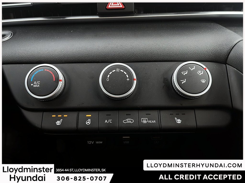 2023 Hyundai Elantra Preferred in Lloydminster, Saskatchewan - 19 - w1024h768px