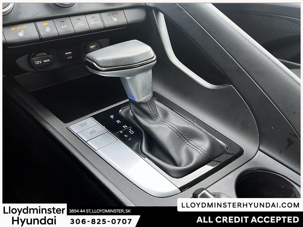 2023 Hyundai Elantra Preferred in Lloydminster, Saskatchewan - 17 - w1024h768px