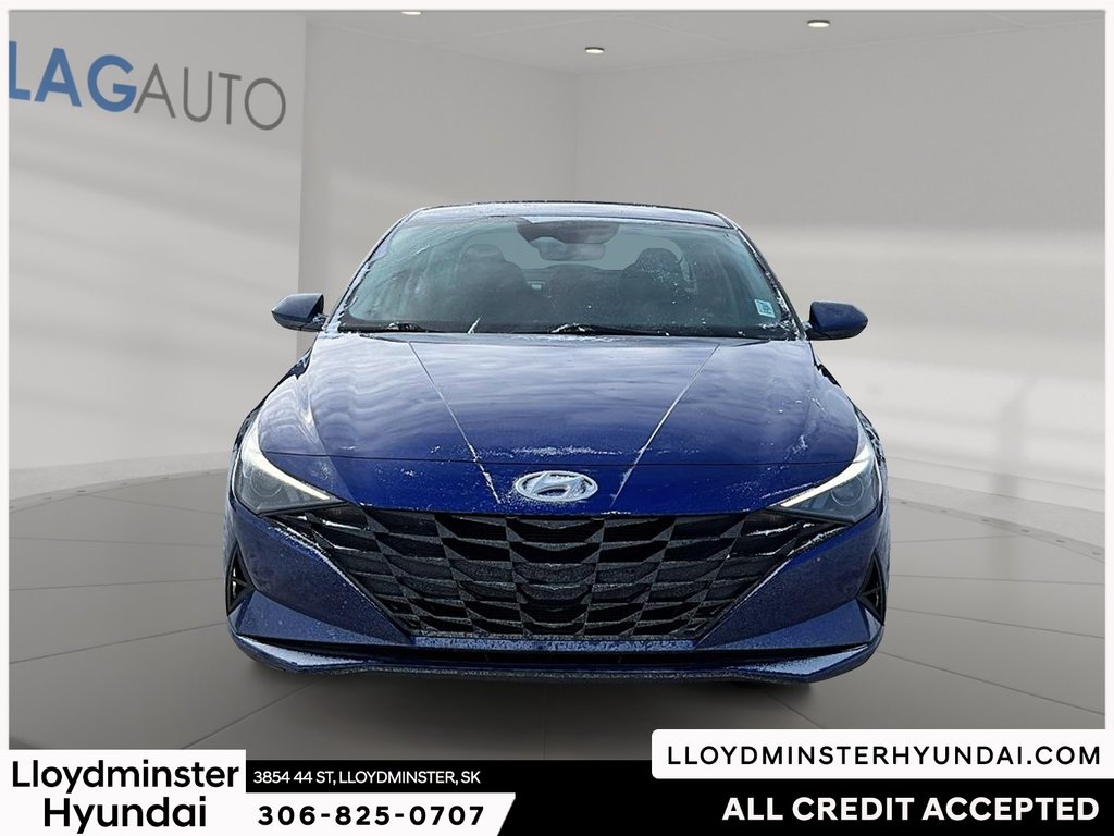 2023 Hyundai Elantra Preferred in Lloydminster, Saskatchewan - 2 - w1024h768px