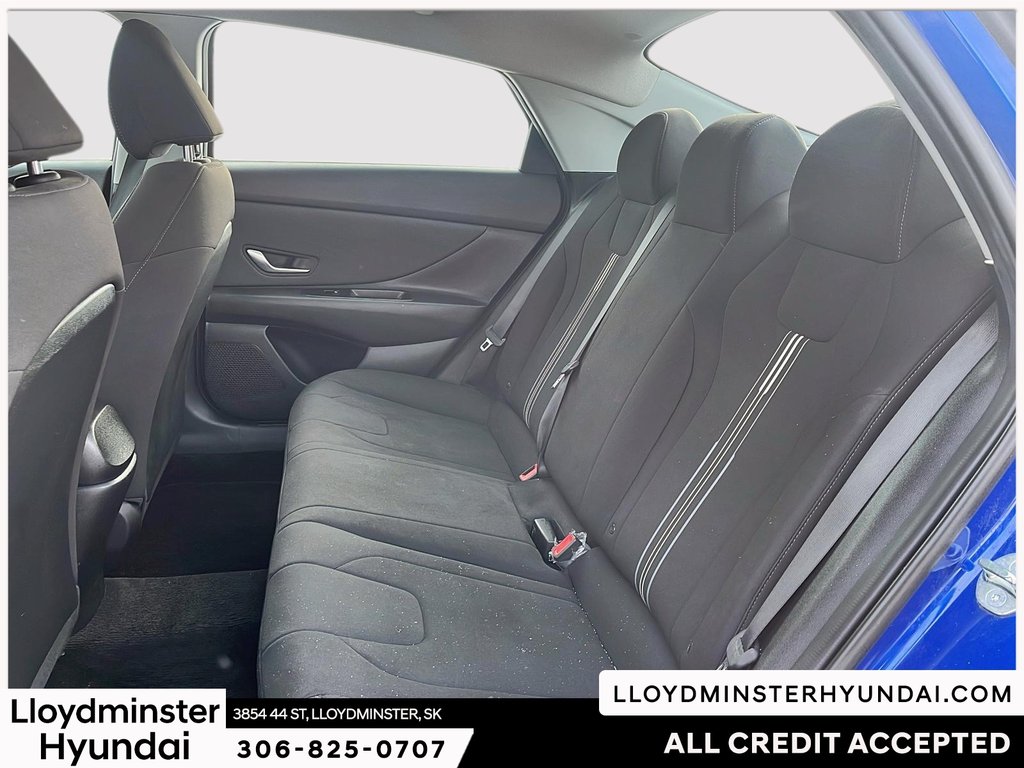 2023 Hyundai Elantra Preferred in Lloydminster, Saskatchewan - 12 - w1024h768px