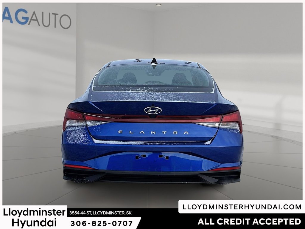 2023 Hyundai Elantra Preferred in Lloydminster, Saskatchewan - 6 - w1024h768px