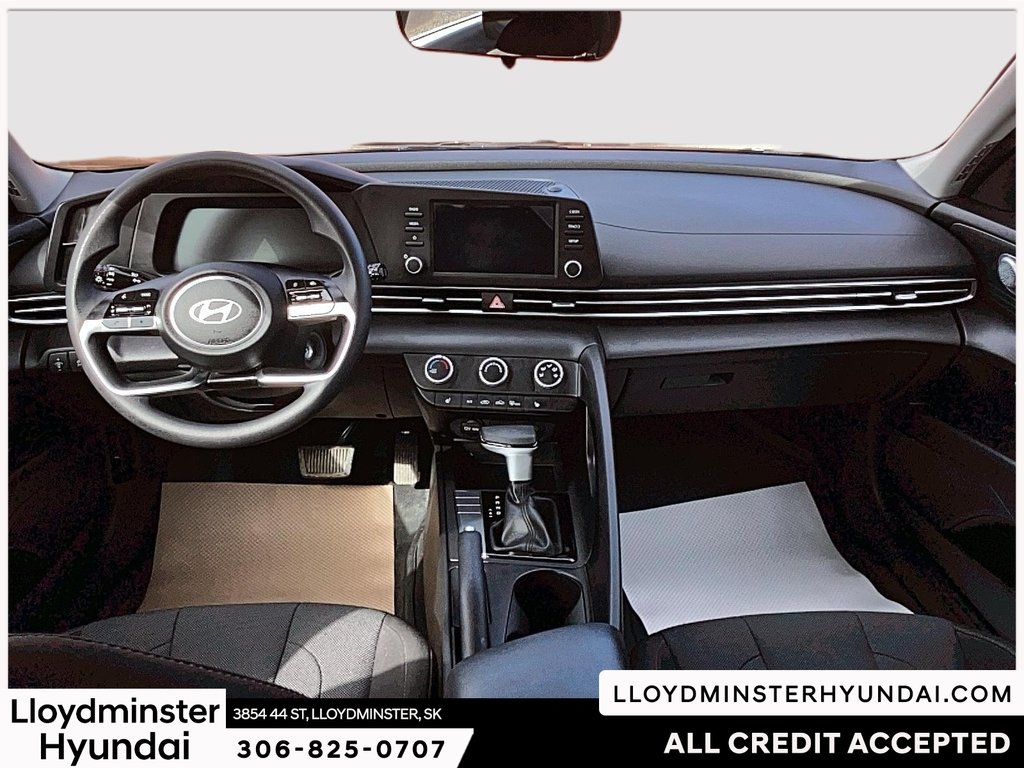 2024 Hyundai Elantra Preferred in Lloydminster, Saskatchewan - 10 - w1024h768px