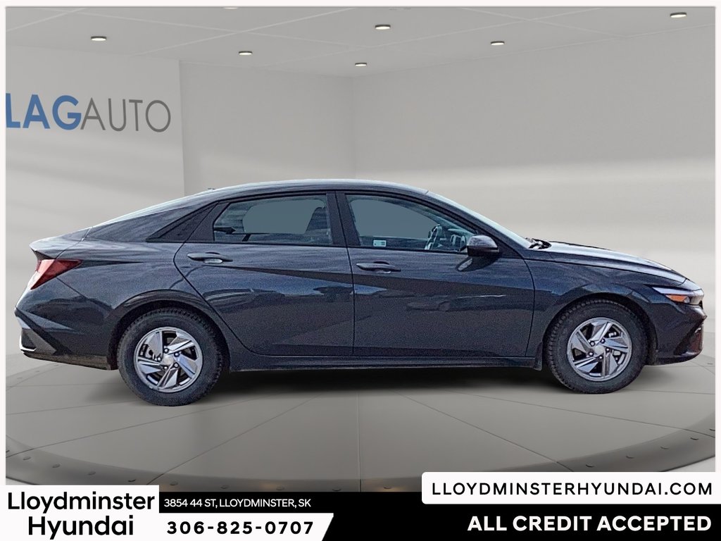 2024 Hyundai Elantra Preferred in Lloydminster, Saskatchewan - 7 - w1024h768px