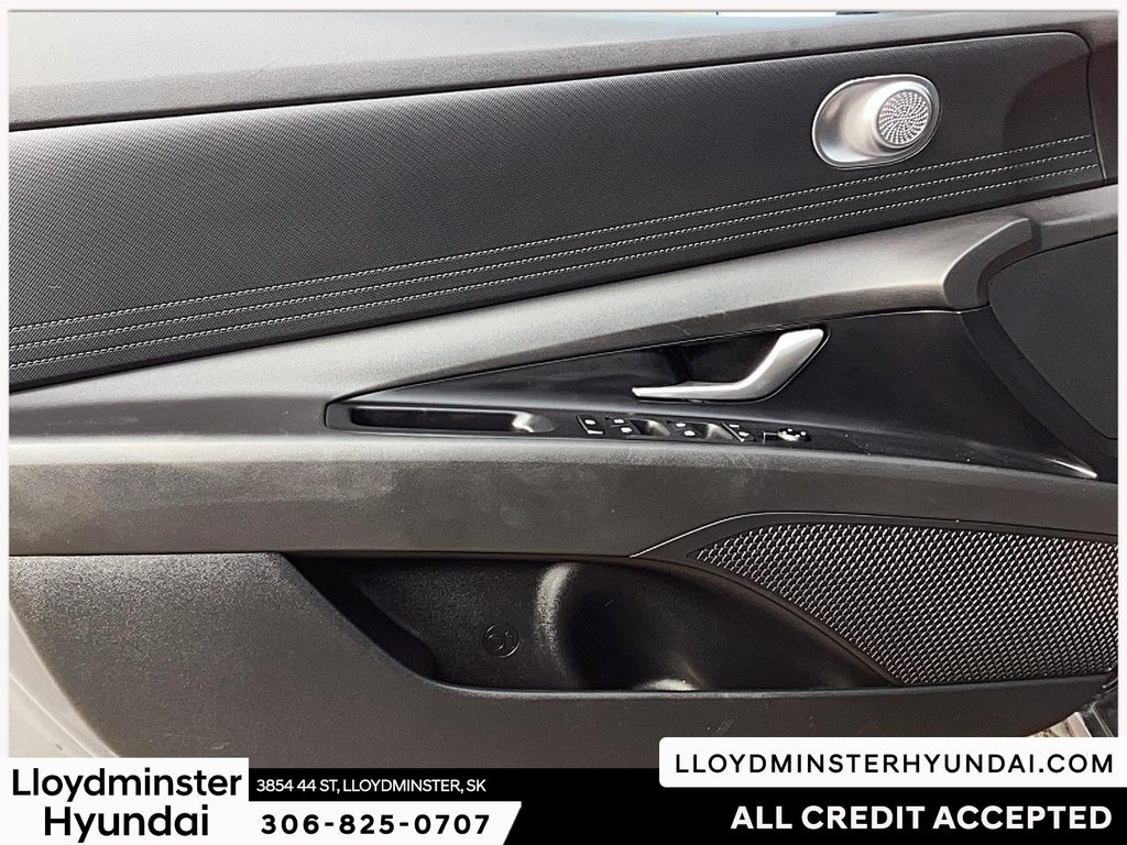 2024 Hyundai Elantra Preferred in Lloydminster, Saskatchewan - 11 - w1024h768px