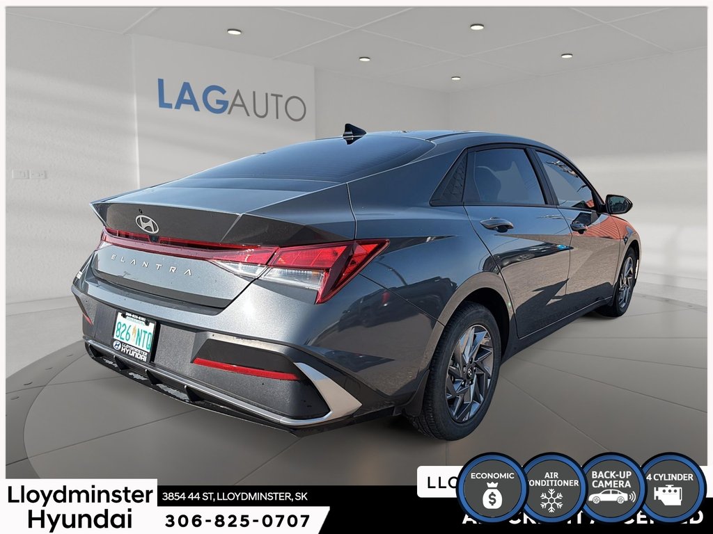 2024 Hyundai Elantra Preferred in Lloydminster, Saskatchewan - 5 - w1024h768px