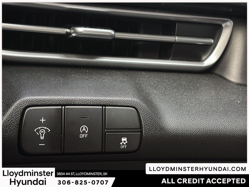 2024 Hyundai Elantra Preferred in Lloydminster, Saskatchewan - 18 - w1024h768px
