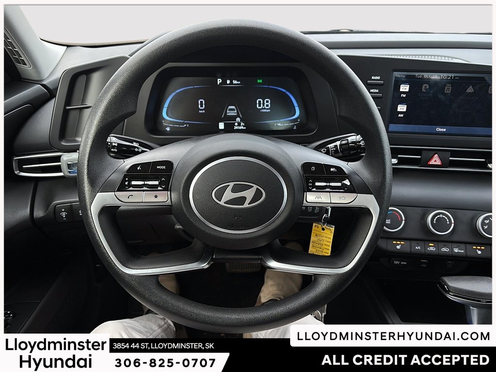 2024 Hyundai Elantra Preferred in Lloydminster, Saskatchewan - 14 - w1024h768px