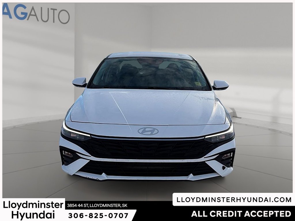 2024 Hyundai Elantra Essential in Lloydminster, Saskatchewan - 2 - w1024h768px