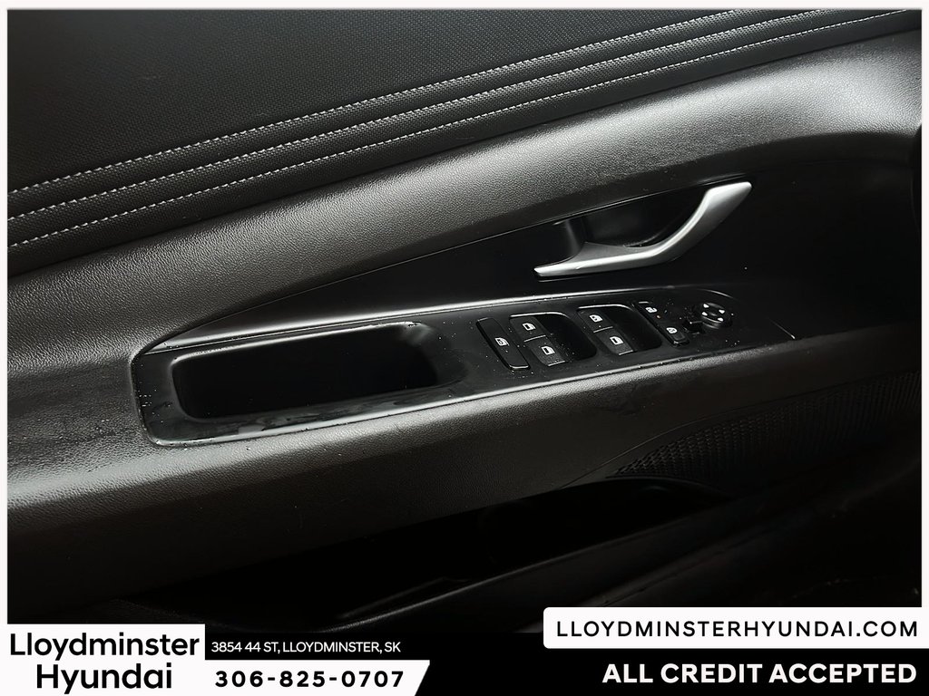 2024 Hyundai Elantra Preferred in Lloydminster, Saskatchewan - 11 - w1024h768px