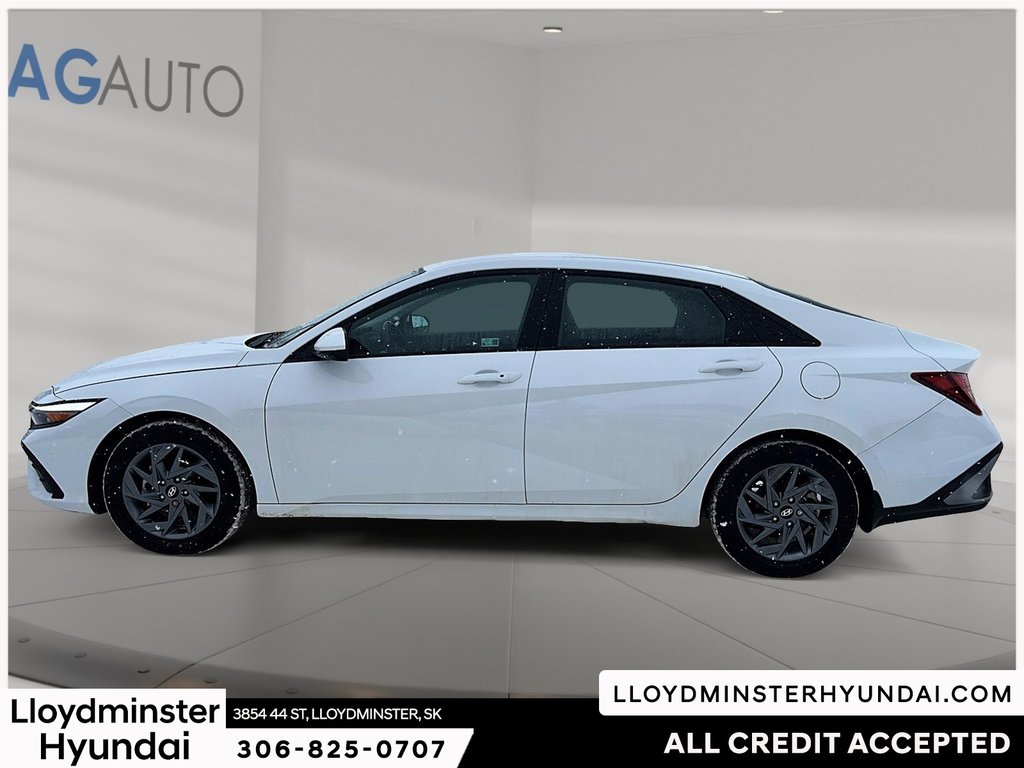 2024 Hyundai Elantra Preferred in Lloydminster, Saskatchewan - 8 - w1024h768px
