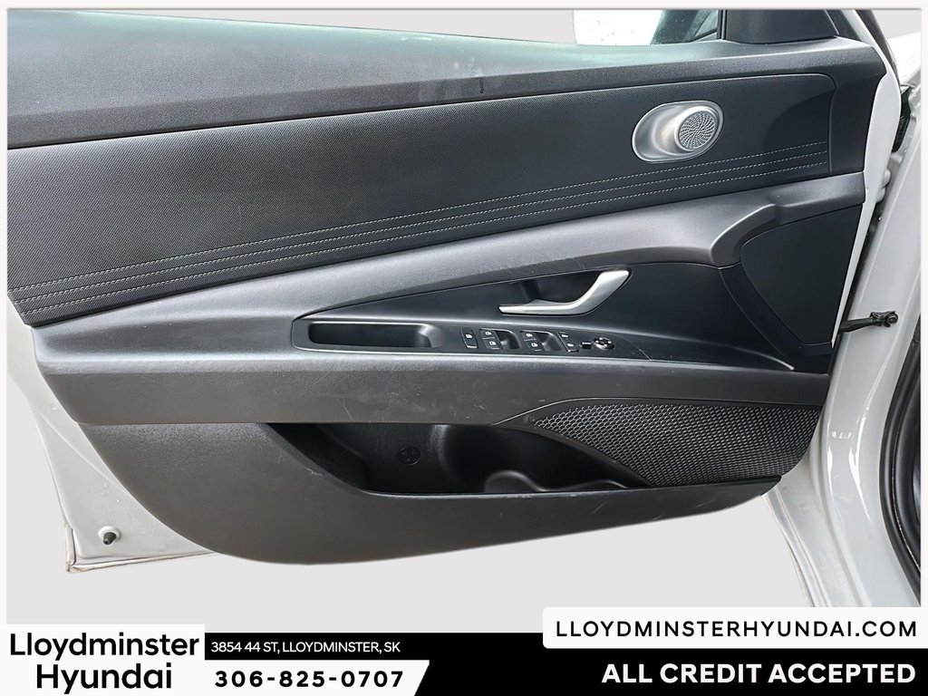 2024 Hyundai Elantra Preferred in Lloydminster, Saskatchewan - 13 - w1024h768px