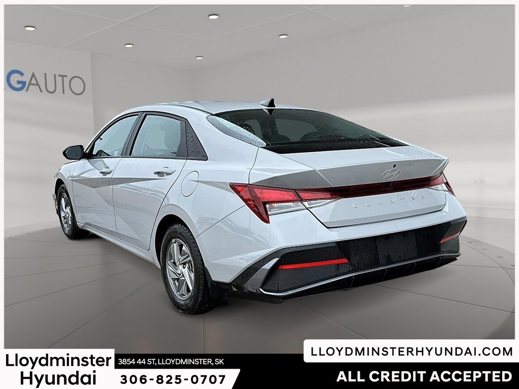 2024 Hyundai Elantra Preferred in Lloydminster, Saskatchewan - 7 - w1024h768px
