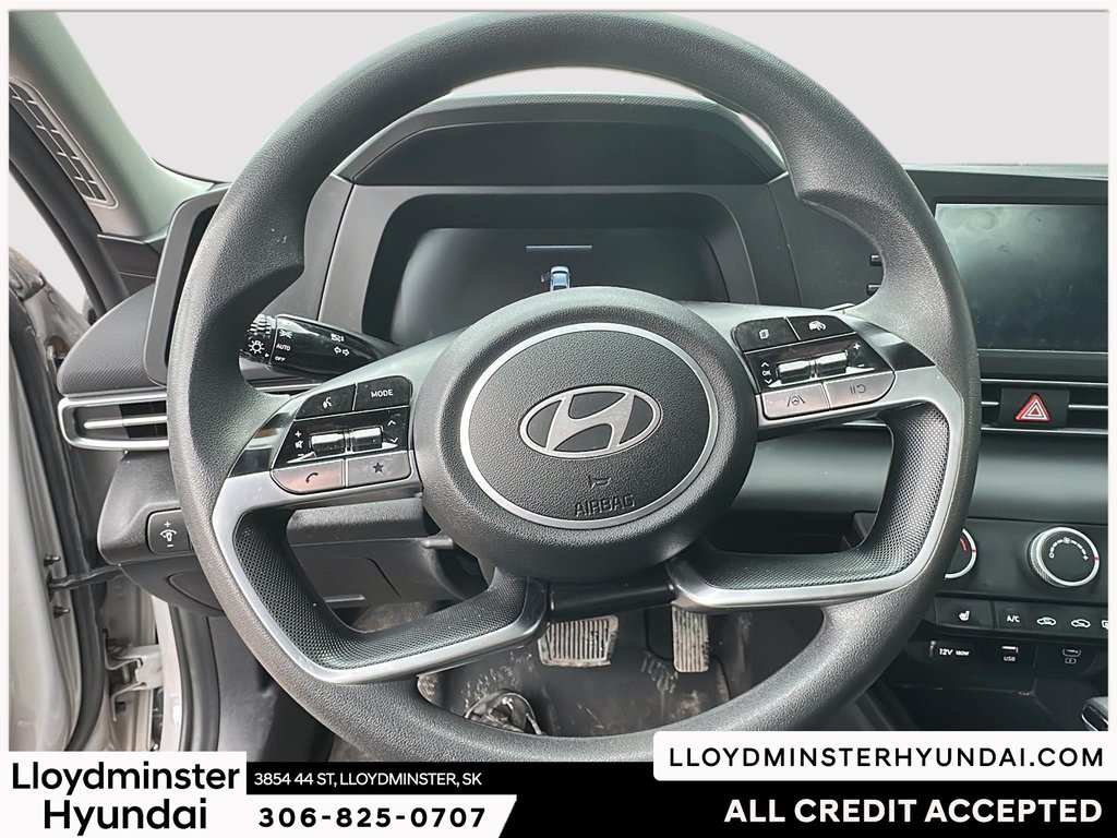 2024 Hyundai Elantra Preferred in Lloydminster, Saskatchewan - 14 - w1024h768px