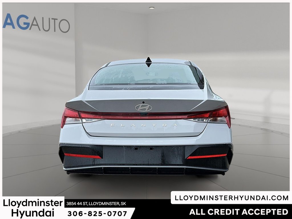 2024 Hyundai Elantra Preferred in Lloydminster, Saskatchewan - 6 - w1024h768px